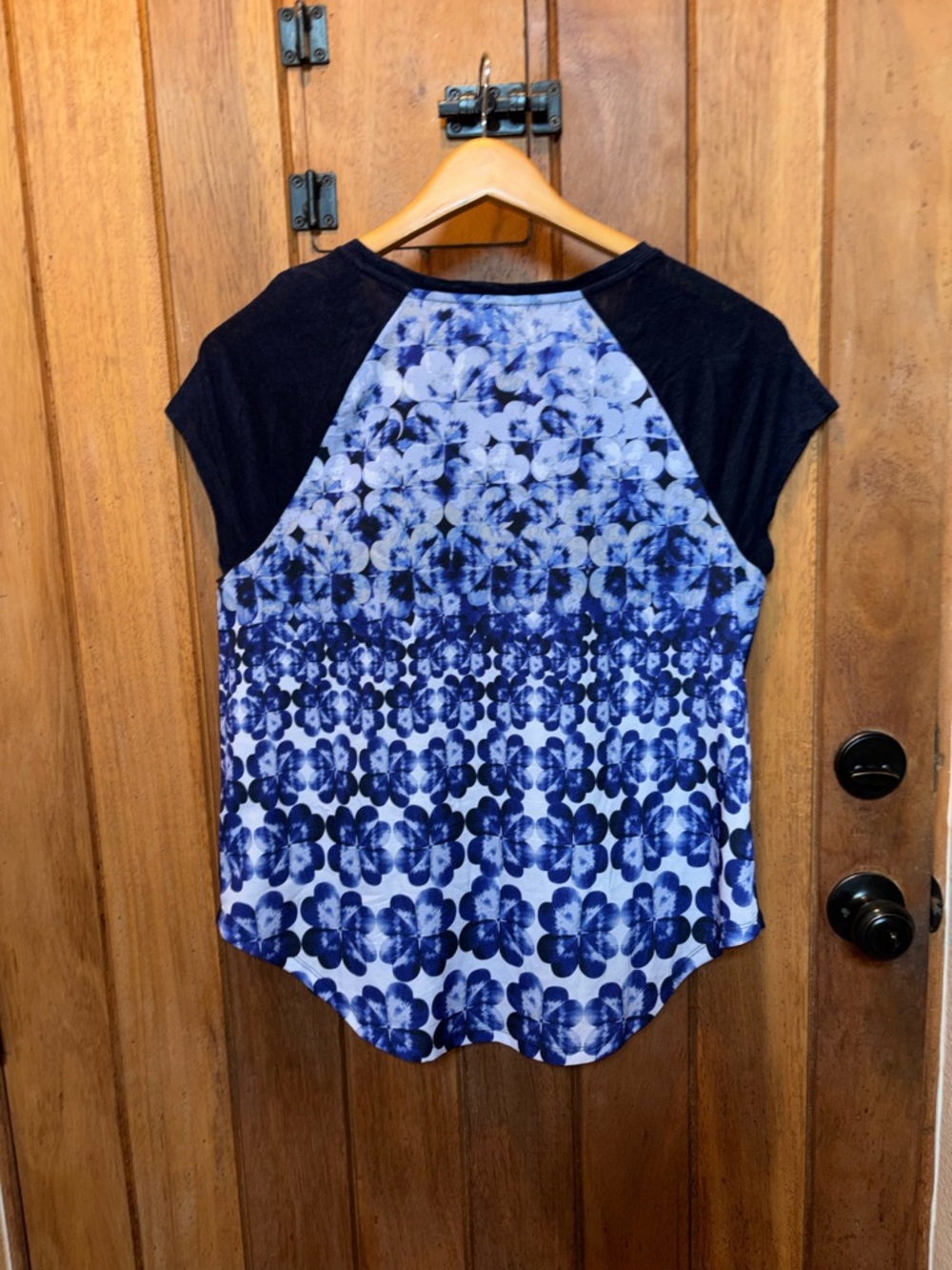 Talbots Womens Blue Linen Front Back Floral Raglan Sleeve Top